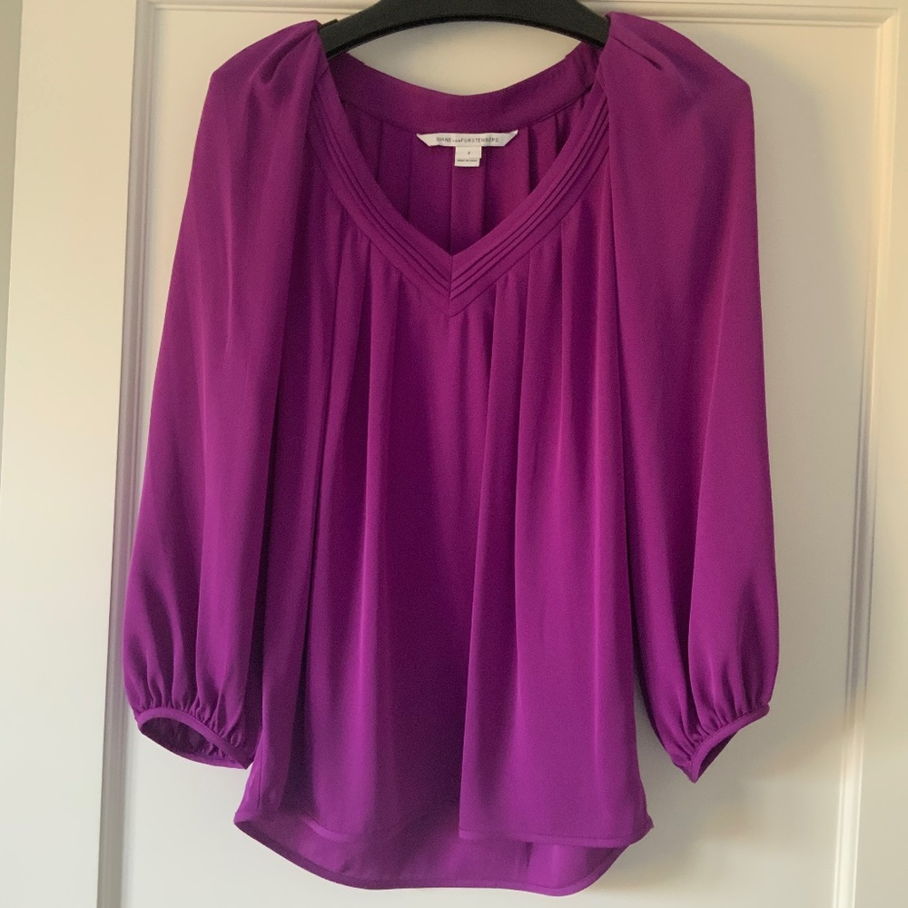 Diane Von Furstenberg Silk Magenta Blouse Size 2